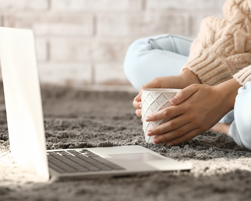 Woman having a telehealth therapy appointment in Chicago with Melissa O'Connor, Chicago Counselor